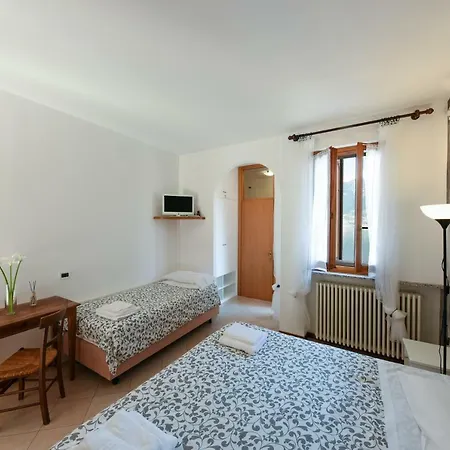 Dell'era Frühstückspension 3*