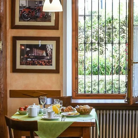 Frühstückspension Dell'era 3*